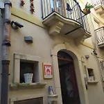 Romeo E Giulietta 4* Scilla