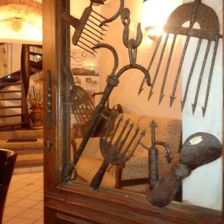 Romeo E Giulietta 4* シッラ