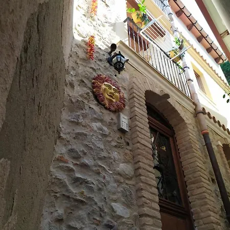 Romeo E Giulietta Scilla