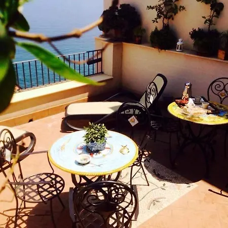 ベッド・アンド・ブレックファスト Romeo E Giulietta シッラ