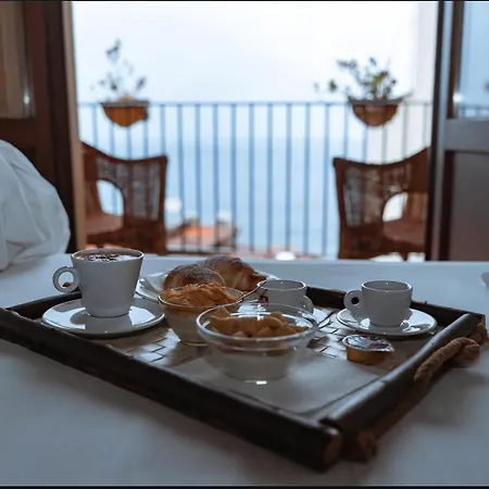 Couette-café Romeo E Giulietta 4*