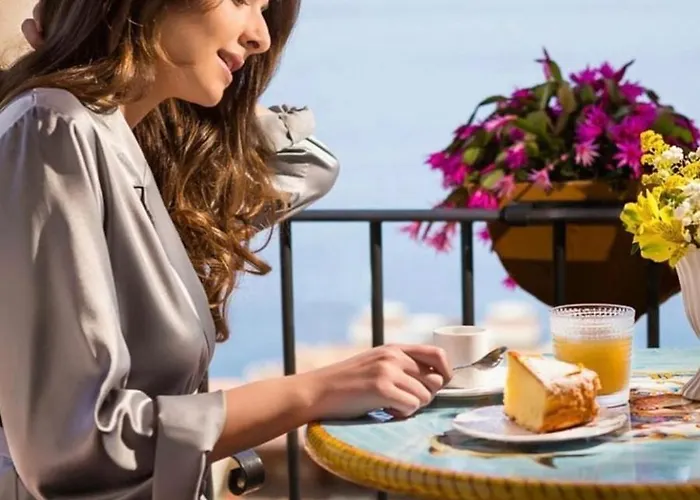 Romeo E Giulietta 4* Scilla