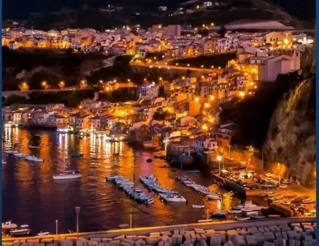 Romeo E Giulietta Scilla